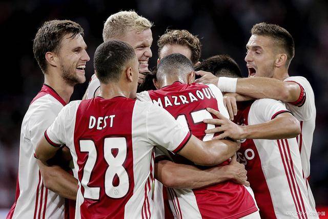 再见穆大叔！穆托姆博因脑癌去世 终年58岁